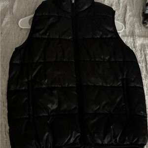 Old Navy Black Puffer Vest
